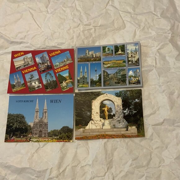COLOUR POSTCARDS - VIENNA, AUSTRIA - LOT OF 4 - Picture 1 of 2